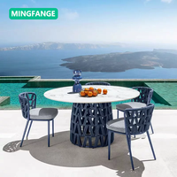 Ensemble de meubles d'extérieur modernes en alliage d'aluminium, table et chaises, résistant aux UV, imperméable, durable, capacité 4 personnes