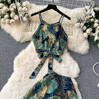 Ensemble 2 pièces pour femmes, imprimé feuilles tropicales, haut court à bretelles et jupe midi fendue, tenue de plage