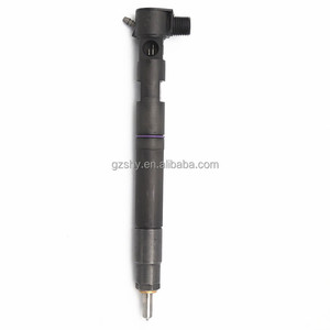 Injecteur à rampe commune diesel 28579431 A6720170121 - Product Image 1