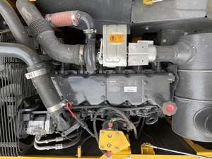 Excavadora Usada Japonesa en Buen Estado, Komatsu Pc200 de 20 Toneladas, Color Amarillo y Negro, en Venta - Product Image 6