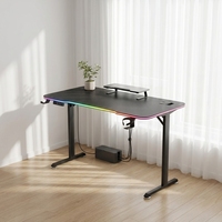 Escritorio Gaming Metálico al por Mayor de Fábrica con Luces LED RGB, Diseño Extensible, Estación de Trabajo Ergonómica para Gamers, Estilo Refrigerado