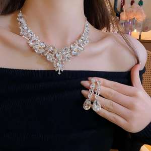 עגילי שרשרת תליון יוקרתי בהשראת טבעת אבני חן לבן תכשיטים לנשים כלות - Product Image 2