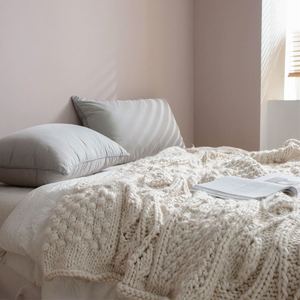 NES haute qualité pique-nique poids Crochet fait à la main <span class=keywords><strong>blanc</strong></span> noir doux acrylique Tube fil épais gros tricot géant jeter couverture - Product Image 4