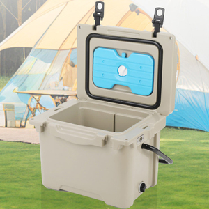 กล่องเก็บความเย็นแบบโรโตโมลด์ 17QT ผลิตจากพลาสติกเก็บความร้อน ทนทาน เป็นมิตรกับสิ่งแวดล้อม รีไซเคิลได้ พกพาสะดวก ทันสมัย เหมาะสำหรับการตั้งแคมป์กลางแจ้ง พร้อมคอมเพรสเซอร์ - Product Image 5