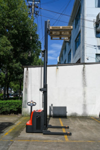 Apilador <span class=keywords><strong>Manual</strong></span> Eléctrico Personalizable HELI de <span class=keywords><strong>1.5</strong></span> Toneladas, 2 Toneladas, 3m, 4m, Apilador de Palés con Batería para Uso en Almacenes y Fábricas - Product Image 4