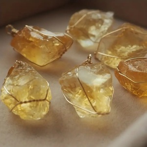 Wholesale Natural Stone <b>Crystal</b> Necklace Wire Wrapped and Twisted Natural Stone <b>Pendant</b> - Product Image 3