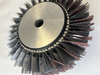 Roue à lamelles en sisal industrielle pour le ponçage et le polissage des surfaces en bois