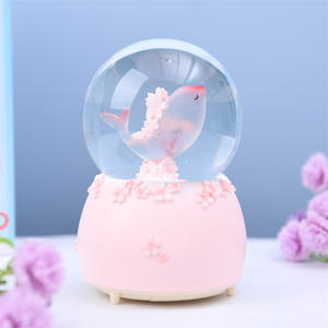 <span class=keywords><strong>Boule</strong></span> <span class=keywords><strong>de</strong></span> cristal <span class=keywords><strong>de</strong></span> natation <span class=keywords><strong>en</strong></span> forme <span class=keywords><strong>de</strong></span> dauphin, cadeaux, petits ours, musique, <span class=keywords><strong>boule</strong></span> <span class=keywords><strong>de</strong></span> <span class=keywords><strong>neige</strong></span> d'eau <span class=keywords><strong>en</strong></span> résine avec lumière Led, vente <span class=keywords><strong>en</strong></span> gros - Product Image 4