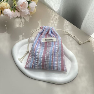 ถุงเชือกรูดกันฝุ่นแบบพกพาแฟชั่นที่นำกลับมาใช้ใหม่ได้พร้อมลายเส้น - Product Image 5