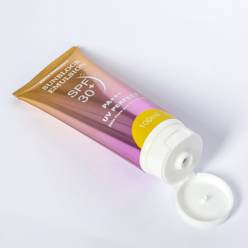 Оптовая торговля OEM веганских материалов Отбеливание Осветляющий анти старения коралловый риф безопасный spf 50 солнцезащитный крем Гиалуроновая кислота лосьон для ухода за кожей лица