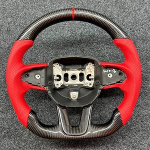 Accessoires de voiture adaptés <span class=keywords><strong>à</strong></span> la Dodge <span class=keywords><strong>Challenger</strong></span> Charger, cuir véritable perforé, fibre de carbone forgée, volant - Product Image 2