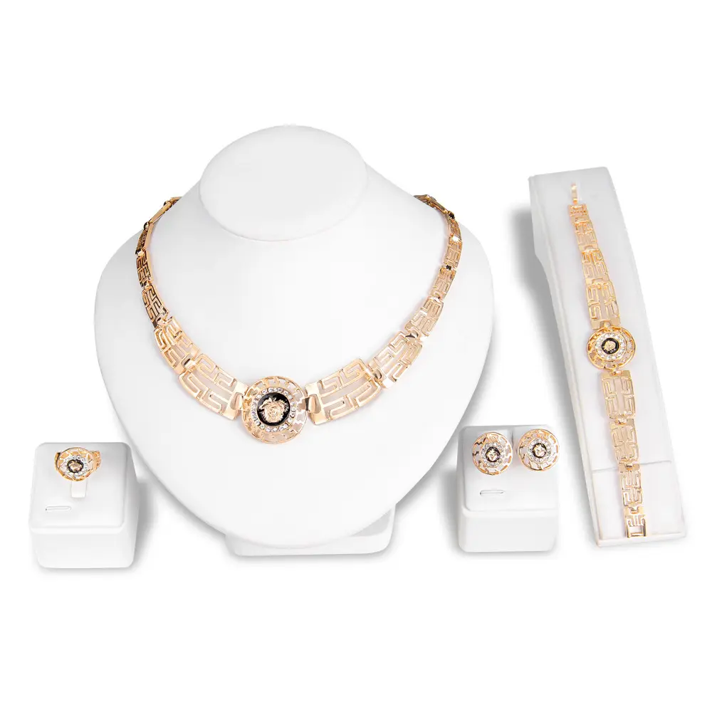 Fashion Fine Jewelry Set Bridal Pendant Chain Dubai Gold Jewelry Set 4 Pieces Necklace Earring Bracelet Ring Jewelry