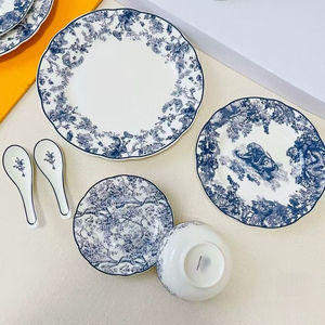 Juego de Vajilla de Porcelana Fina al por Mayor, Juego de Vajilla de Cerámica de Lujo con Diseño de Animales y Flores para 12 Personas - Product Image 5