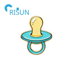 Fábrica al por mayor bebé esmalte Pin personalizado bebé leche ducha chupete botella esmalte Pin insignia personalizado bebé pañal Pin broche - Product Image 6