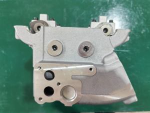 Kompletter Zylinderkopf 96395381 25181240 für Daewoo Lacetti 1.5L Chevrolet Optra 1.6L Motor teil, Hochwertiges Auto - Product Image 2