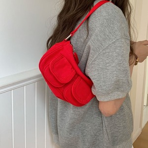 กระเป๋าสะพายไหล่ไนลอนหลายช่องสไตล์เกาหลี ปิดด้วยซิปสีแดง พิมพ์ลายการ์ตูน ใช้ได้ทุกวัน - Product Image 2