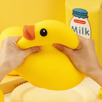 Vente en gros de jouets en forme de canard géant, peluches anti-stress, jouets à presser pour soulager l'anxiété et stimuler le jeu sensoriel