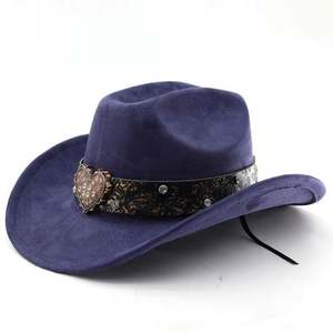Chapeau de cowboy occidental tendance en daim végétalien avec large ceinture thermique – Collection Automne Hiver 2025 - Product Image 4