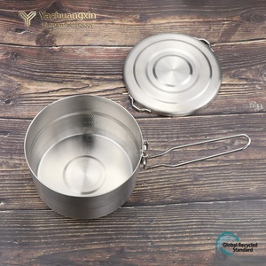 Casserole de camping en acier inoxydable avec couvercle, finition brossée, design minimaliste pour une utilisation en extérieur, compatible avec les cuisinières à gaz et à induction - Product Image 3