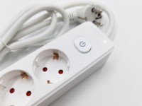 Multiprise parasurtenseur 16A 3500W 6 prises UE IP22 avec interrupteur pour usage domestique, certification CE GS disponible, 5m, plastique