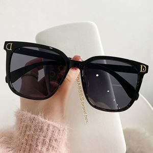 Gafas de Sol Extra Grandes de Moda 2025 para Mujer, Diseño de Marca, Vintage, Cuadradas, con Marco Grande y Lentes Degradadas - Product Image 2