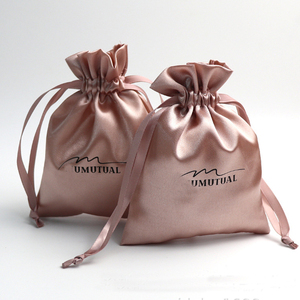 Bolsa de terciopelo suave de lujo con cordón, a prueba de polvo, para joyería, ropa interior, pequeños accesorios, bolsa de regalo, al por mayor - Product Image 3