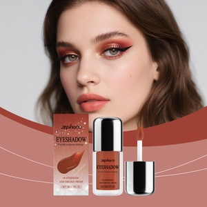 Shimmering <strong>Burgundy</strong> Liquid <strong>Eyeshadow</strong> Naturally Pigmented Brightening Easy to Apply Suitable for Daily Use - Product Image 2