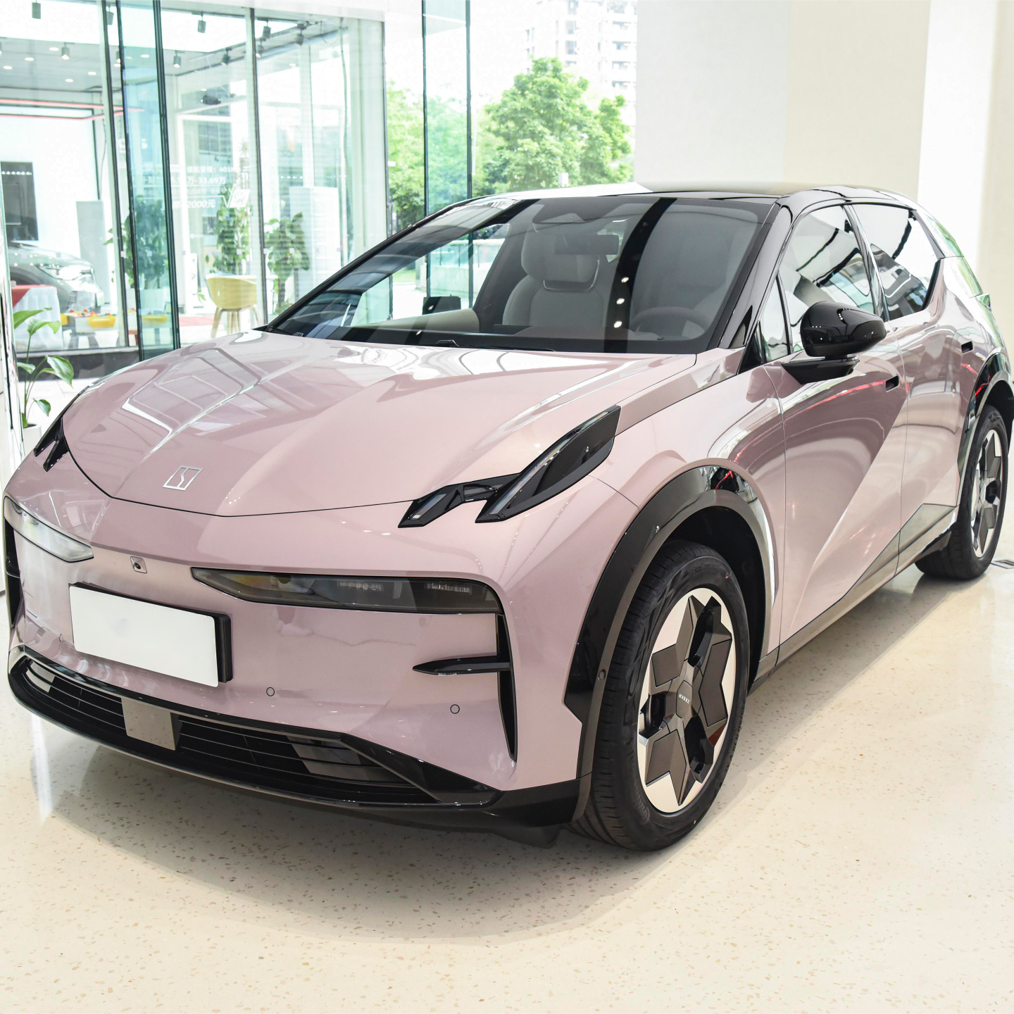 卓越的能力跑车吉利电动汽车zeekr-x 2023