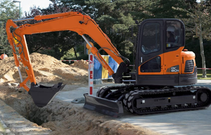รถขุดตีนตะขาบ DX80R น้ำหนัก 8.38 ตัน แบบหางหมุนได้ 39.9 กิโลวัตต์ สำหรับงานขุดร่องและจัดสวน - Product Image 3