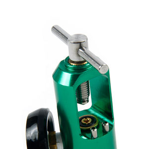 Chine Équipement de gaz médical 3000 Psi Équipement de jauge Régulateur d'oxygène de style clic avec sortie Barb - Product Image 2