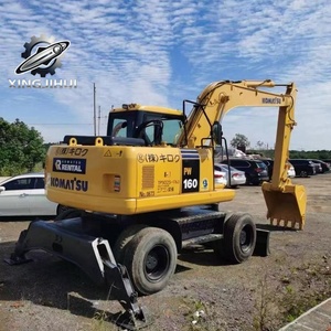 Excavatrice sur pneus Komatsu PW160 d'<span class=keywords><strong>occasion</strong></span> avec moteur Komatsu SAA4D107E, prête à l'emploi, prix bas pour travaux routiers municipaux - Product Image 3