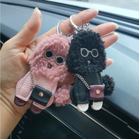 Porte-clés en cuir de créateur, porte-clés personnalisé en peluche chien, breloque de sac de luxe, cadeau pour femme, accessoire pour clés de voiture