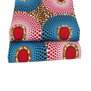 Tissu en coton imprimé à la cire africaine personnalisé de haute qualité <span class=keywords><strong>pagne</strong></span> hollande motifs vibrants vêtements traditionnels utilisation personnalisée - Product Image 1