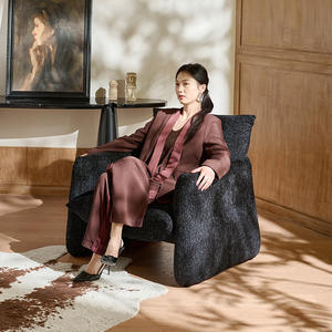 Sillón Individual Estilo Italiano con Estructura Tapizada para Sala de Estar - Product Image 5