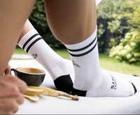 Chaussettes de course à compression avec logo personnalisé, légères, vente en gros, faible MOQ, chaussettes de sport respirantes, chaussettes de sport professionnelles