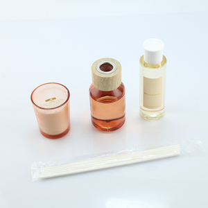 Souvenir d'imballaggio del regalo stabilito del regalo del <span class=keywords><strong>diffusore</strong></span> della canna dell'aroma della <span class=keywords><strong>candela</strong></span> profumata <span class=keywords><strong>candela</strong></span> profumata fragranza domestica su ordinazione all'ingrosso dell'oem - Product Image 4