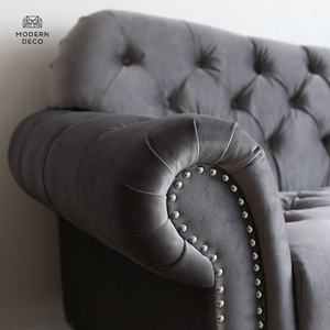 豪華なリビングルーム3人掛けチェスターフィールドボタンタフテッドソファグレーグレーベルベットソファセット - Product Image 4