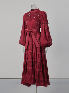 Nuovo Abito Rosso 2026 Sexy con Drappeggio e Diamanti, a Maniche Lunghe, Aderente e Fasciante in Vita, con Paillettes, per Occasioni Formali - Product Image 3