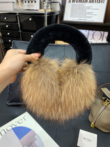 <span class=keywords><strong>Cache</strong></span>-oreilles d'hiver chauds et luxueux pour femmes, en fourrure de renard véritable, doux et moelleux, de haute qualité, vente en gros - Product Image 4