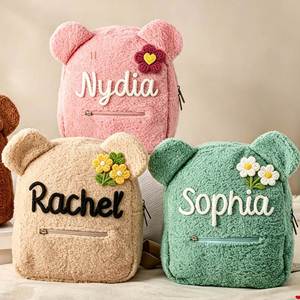 Mochila Infantil de Peluche Personalizada con Nombre Bordado, Forro de Algodón y Poliéster, Bolsillo Interior - Regalo de Cumpleaños para Niños - Product Image 1