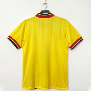 93-94 Retro Gecustomizeerde Groothandel Voetbalshirt Ademend Materiaal 100% polyester Heren Sport Voetbalkleding Custom Voetbaltenue - Product Image 2