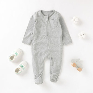 Ropa de Bebé Recién Nacido al por Mayor, Conjunto de Regalo de 3 Piezas de Alta Calidad, Mono Suave Estilo Occidental para Invierno - Product Image 6