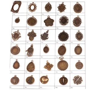 Vente en gros de pendentifs vides en alliage plaqué or 18 carats, style vintage antique bronze, avec base cabochon, plateau à bijoux, breloques de créateur, <span class=keywords><strong>bouddhisme</strong></span> <span class=keywords><strong>tibétain</strong></span> - Product Image 2