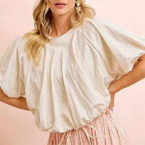 Camicetta da donna oversize color crema con <span class=keywords><strong>maniche</strong></span> <span class=keywords><strong>a</strong></span> sbuffo, girocollo, vestibilità ampia, casual estiva, con orlo voluminoso, stile boho elegante - Product Image 1