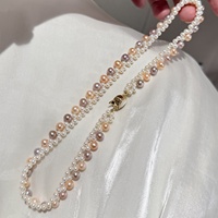 Collier tressé de haute qualité avec perles d'eau douce naturelles presque rondes de couleurs mélangées et fermoir cœur en coquillage naturel, bijou élégant