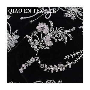Tela Brocada de Terciopelo Elástico de Lujo Ligero con Bordado de Cuentas 3D, Accesorios Resistentes a la Abrasión, 100% Acrílico Hecho a Mano - Product Image 1