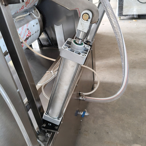 Mezcladora Industrial de Carne al Vacío de Frecuencia Variable con Doble Paleta <span class=keywords><strong>y</strong></span> Descarga Hidráulica para Salchichas <span class=keywords><strong>y</strong></span> Jamón Premium - Product Image 5