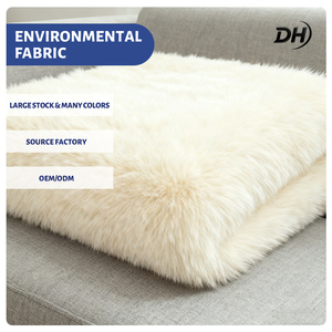 Флис из полиэстера под кроличий мех 20 мм для одежды, игрушек и ковров - Product Image 1