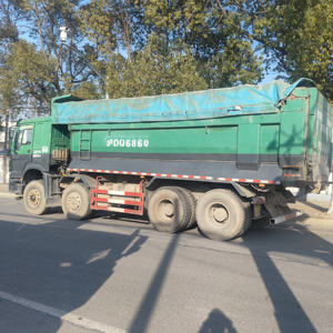 Camión Volquete Usado Económico, Modelo 2017, 90% Nuevo, Motor de 247KW, Camión Volquete de Alto Rendimiento - Product Image 2