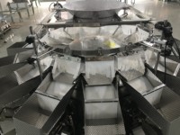 Balanceuse multi-têtes automatique pour l'emballage de céréales, machine d'emballage pour chips de pommes de terre et biscuits